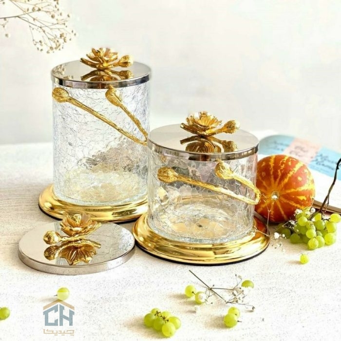 بانکه استیل و برنج طرح شقایق سایز بزرگ با درب نقره ای و گل طلایی (2)