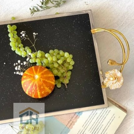 سینی سنگ و استیل طرح شقایق مشکی با دسته طلایی (2)