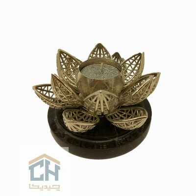شمعدان برنجی طرح نیلوفر نقره ای مدل 3030002