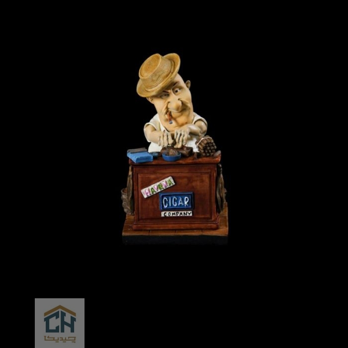 مجسمه سیگار فروش گلدکیش طرح کمیک مدل 4874 (2)