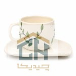ماگ سرامیکی طرح دار مدل 0001 با زیره مستطیلی و نقش برگ سبز