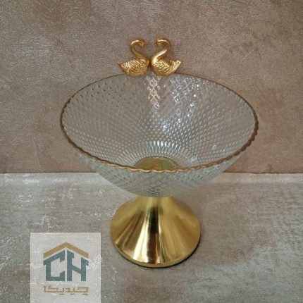 شکلات خوری طلایی با طرح پیکسل و مجسمه قو (2)