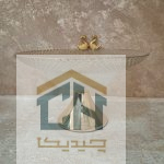 میوه خوری بلور پایه دار با لبه طلایی و مجسمه جفت قو (2)