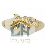 گلدان طرح شنی با تزئینات گل رز و شاخه های طلایی