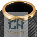 نمای نزدیک حلقه طلایی و شیارهای برگی روی بدنه مشکی مات گلدان